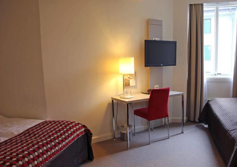 Thon Hotel Astoria Oslo Extérieur photo