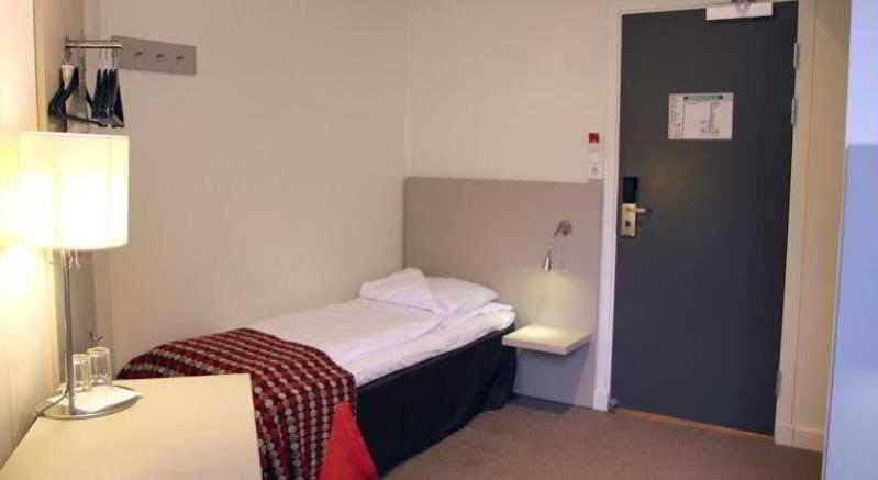 Thon Hotel Astoria Oslo Extérieur photo